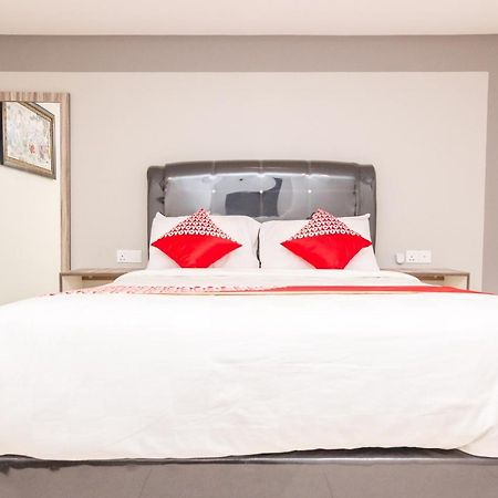 Oyo 1223 Hotel Bahari Batam Zewnętrze zdjęcie