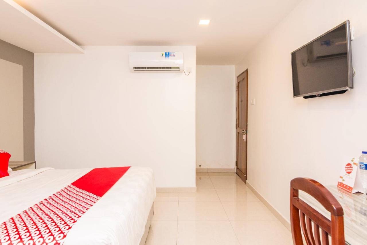 Oyo 1223 Hotel Bahari Batam Zewnętrze zdjęcie